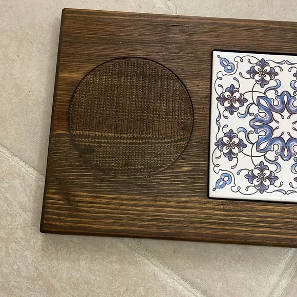 Vintage Wooden Large Coaster with Tiling - Picture 3 of 8